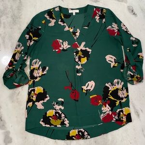 CHAUS Women’s Green floral 3/4 Sleeve Blouse size small.